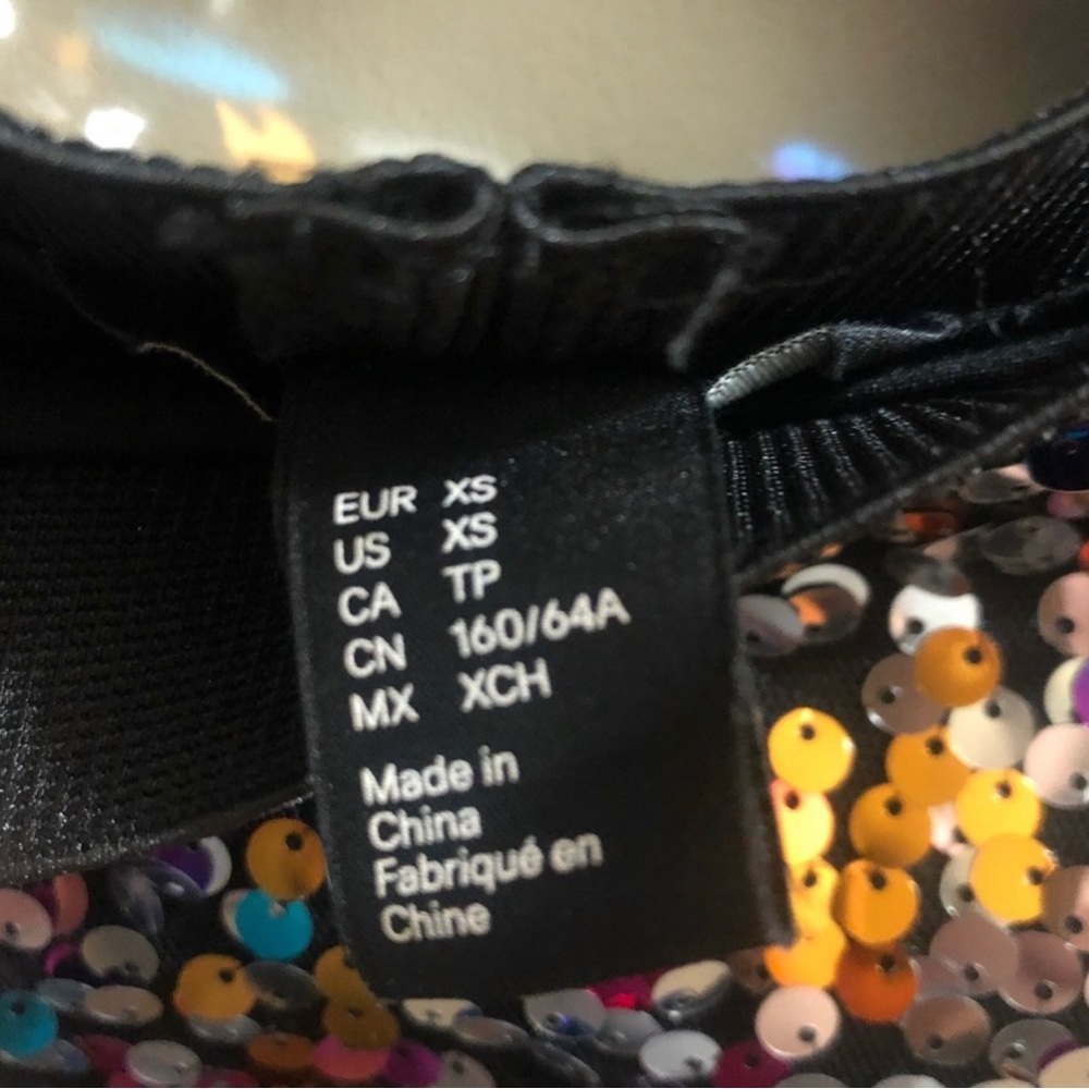 H&M Multi-Color Sequin Crop Top & Matching Skirt - image 8